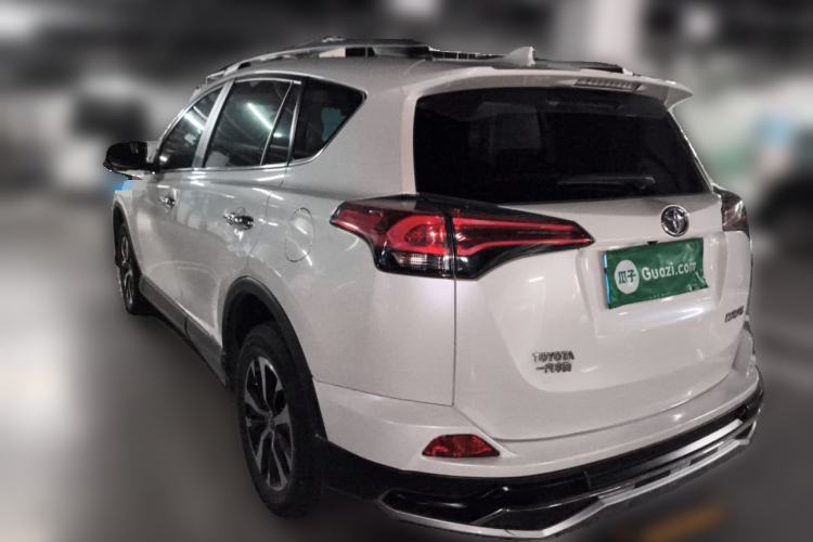 Used Toyota RAV4 2016 2.0L CVT Two-Wheel Drive Fashion Edition China V Standard Rear Left 45 Deg