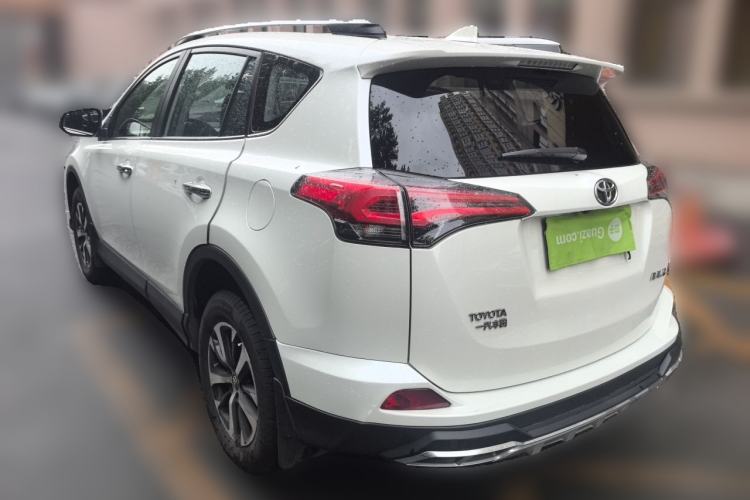 Used Toyota RAV4 2016 2.0L CVT Two-Wheel Drive Comfort Edition China V Standard Rear Left 45 Deg