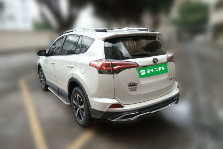 Used Toyota RAV4 2016 2.0L CVT Two-Wheel Drive Urban Edition China V Standard Rear Left 45 Deg