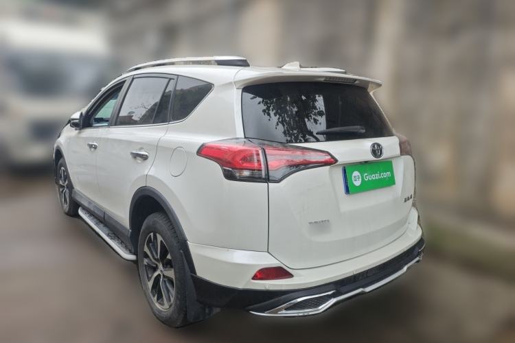 Used Toyota RAV4 2016 2.0L CVT Two-Wheel Drive Fashion Edition China V Standard Rear Left 45 Deg