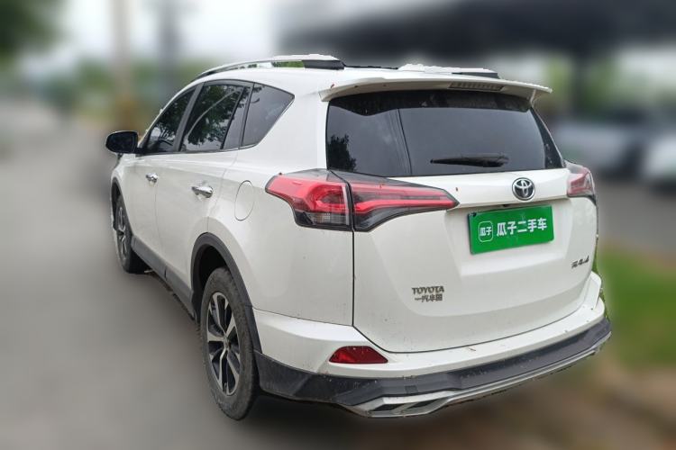 Used Toyota RAV4 2016 2.0L CVT Two-Wheel Drive Fashion Edition China V Standard Rear Left 45 Deg