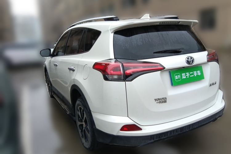 Used Toyota RAV4 2016 2.0L CVT Two-Wheel Drive Comfort Edition China V Standard Rear Left 45 Deg