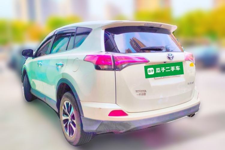 Used Toyota RAV4 2016 2.0L CVT Two-Wheel Drive Fashion Edition China V Standard Rear Left 45 Deg