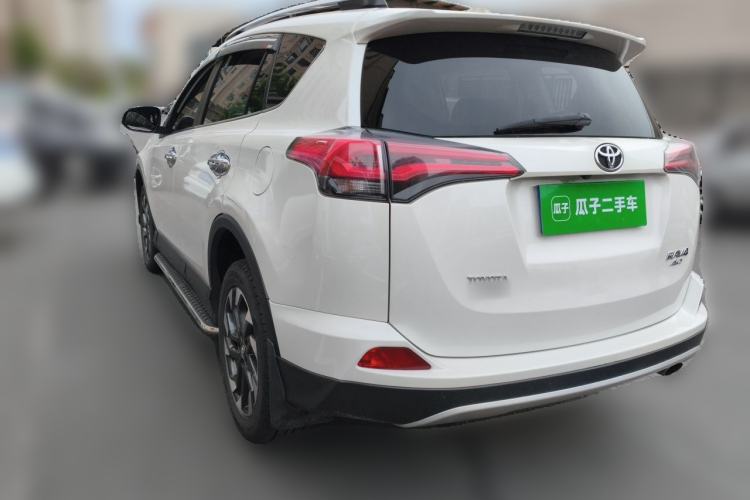 Used Toyota RAV4 2016 2.5L Automatic 4x4 Elite Edition Rear Left 45 Deg