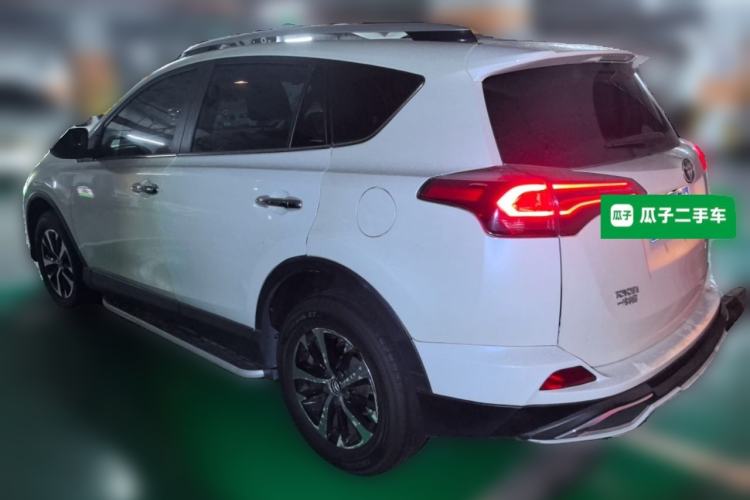 Used Toyota RAV4 2016 2.0L CVT Two-Wheel Drive Smart Edition China V Standard Rear Left 45 Deg