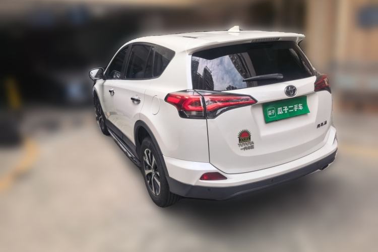 Used Toyota RAV4 2016 2.0L CVT Two-Wheel Drive Fashion Edition China V Standard Rear Left 45 Deg