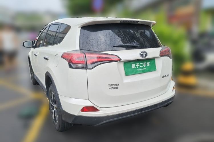Used Toyota RAV4 2016 2.0L CVT Two-Wheel Drive Fashion Edition China V Standard Rear Left 45 Deg