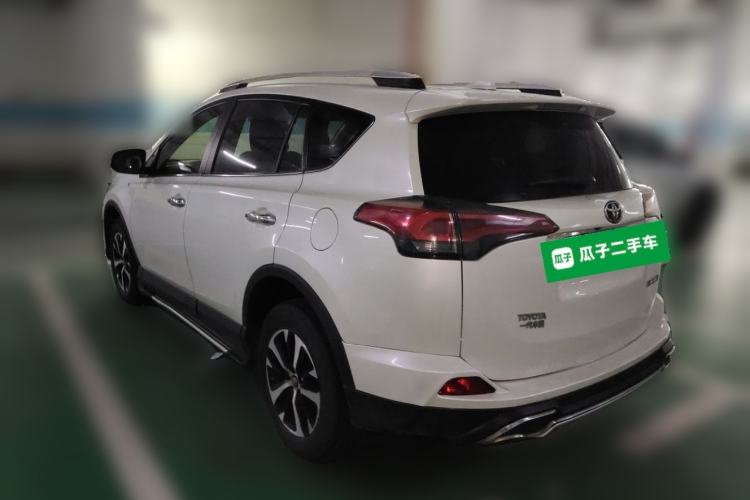 Used Toyota RAV4 2016 2.0L CVT Two-Wheel Drive Fashion Edition China V Standard Rear Left 45 Deg