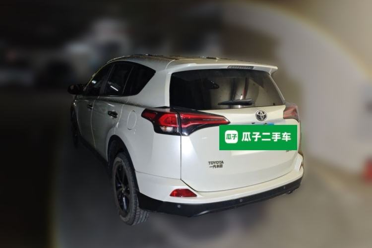 Used Toyota RAV4 2016 2.0L CVT Two-Wheel Drive Fashion Edition China V Standard Rear Left 45 Deg