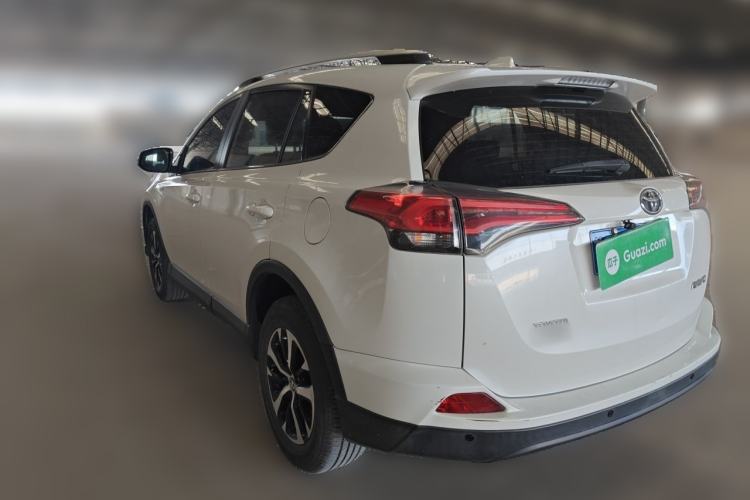 Used Toyota RAV4 2016 2.0L CVT Two-Wheel Drive Urban Edition China V Standard Rear Left 45 Deg