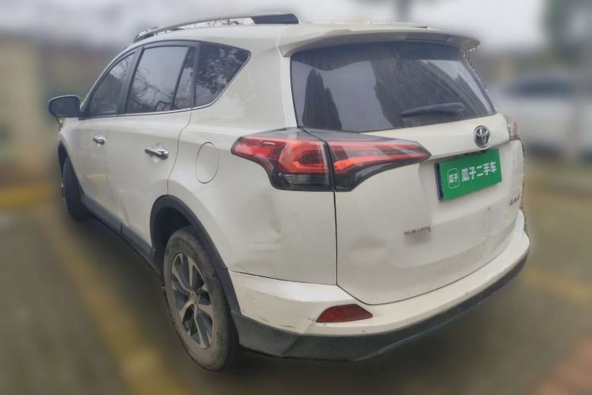 Used Toyota RAV4 2016 2.0L CVT Two-Wheel Drive Fashion Edition China V Standard Rear Left 45 Deg