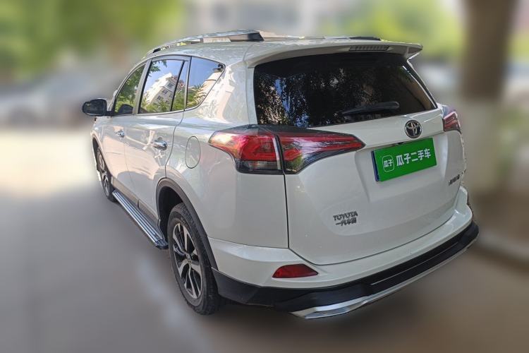 Used Toyota RAV4 2016 2.0L CVT Two-Wheel Drive Smart Edition China V Standard Rear Left 45 Deg