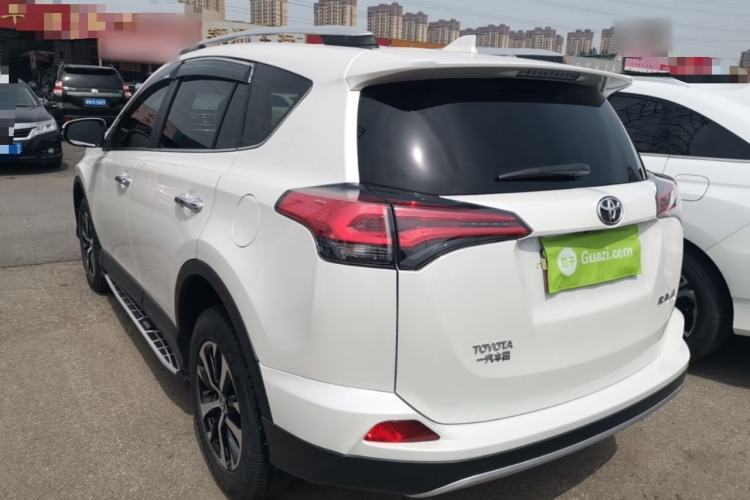 Used Toyota RAV4 2016 2.0L CVT Two-Wheel Drive Smart Edition China V Standard Rear Left 45 Deg