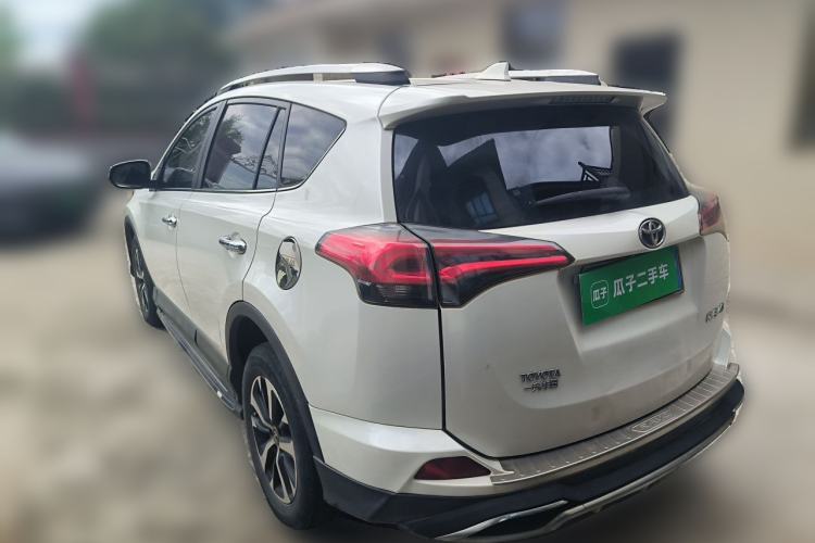 Used Toyota RAV4 2016 2.0L CVT Two-Wheel Drive Smart Edition China V Standard Rear Left 45 Deg