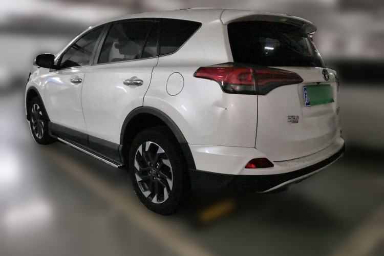 Used Toyota RAV4 2016 2.5L Automatic 4x4 Elite Edition Rear Left 45 Deg