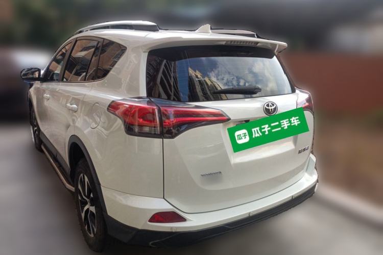 Used Toyota RAV4 2016 2.0L CVT Two-Wheel Drive Urban Edition China V Standard Rear Left 45 Deg