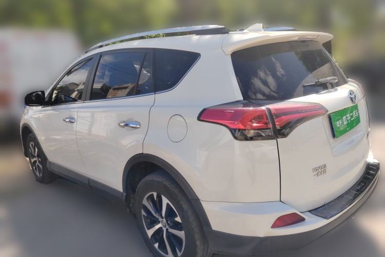 Used Toyota RAV4 2016 2.0L CVT Two-Wheel Drive Comfort Edition China V Standard Rear Left 45 Deg