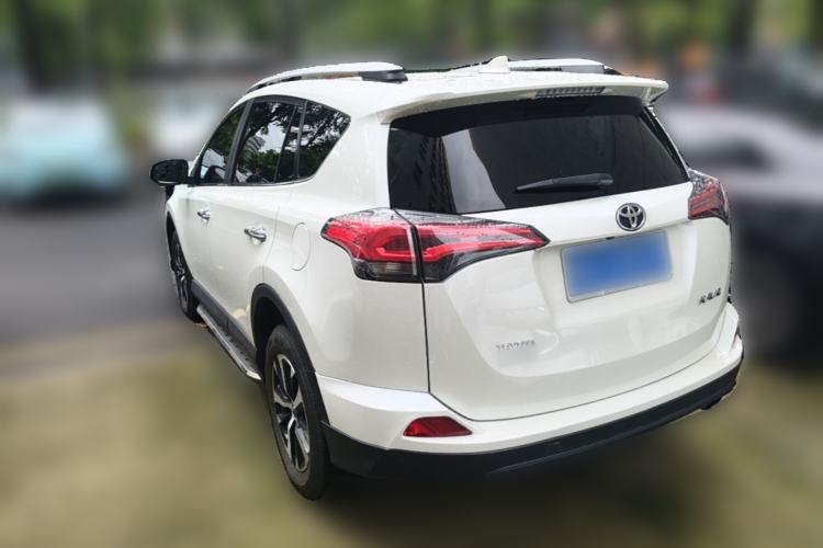 Used Toyota RAV4 2016 2.0L CVT Two-Wheel Drive Fashion Edition China V Standard Rear Left 45 Deg