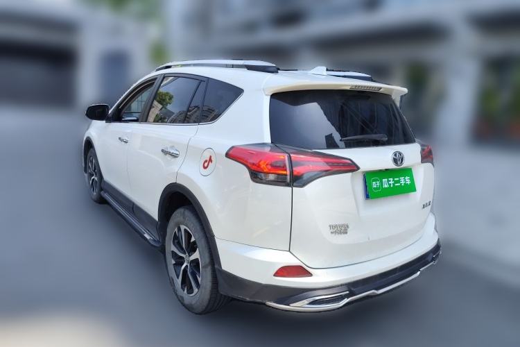 Used Toyota RAV4 2016 2.0L CVT Two-Wheel Drive Fashion Edition China V Standard Rear Left 45 Deg