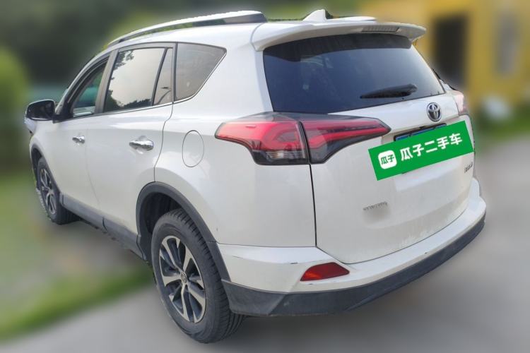 Used Toyota RAV4 2016 2.0L CVT Two-Wheel Drive Fashion Edition China V Standard Rear Left 45 Deg