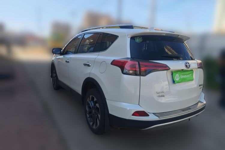 Used Toyota RAV4 2016 2.5L Automatic 4x4 Elite Edition Rear Left 45 Deg