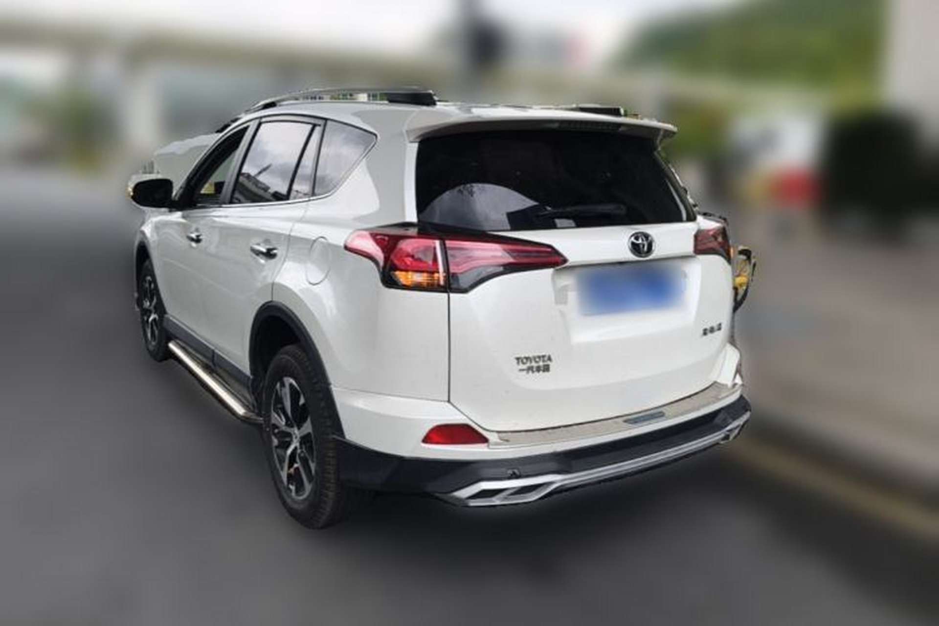 Used Toyota RAV4 2016 2.0L CVT Two-Wheel Drive Smart Edition China V Standard Rear Left 45 Deg