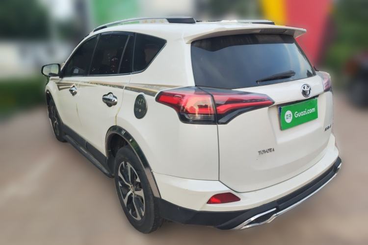 Used Toyota RAV4 2016 2.0L CVT Two-Wheel Drive Fashion Edition China V Standard Rear Left 45 Deg