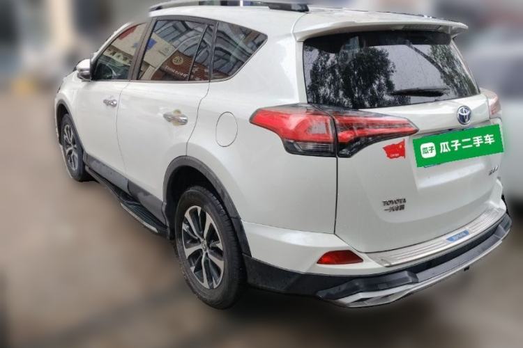 Used Toyota RAV4 2016 2.0L CVT Two-Wheel Drive Fashion Edition China V Standard Rear Left 45 Deg