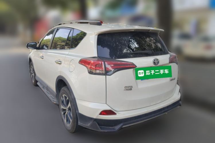 Used Toyota RAV4 2016 2.0L CVT Two-Wheel Drive Fashion Edition China V Standard Rear Left 45 Deg