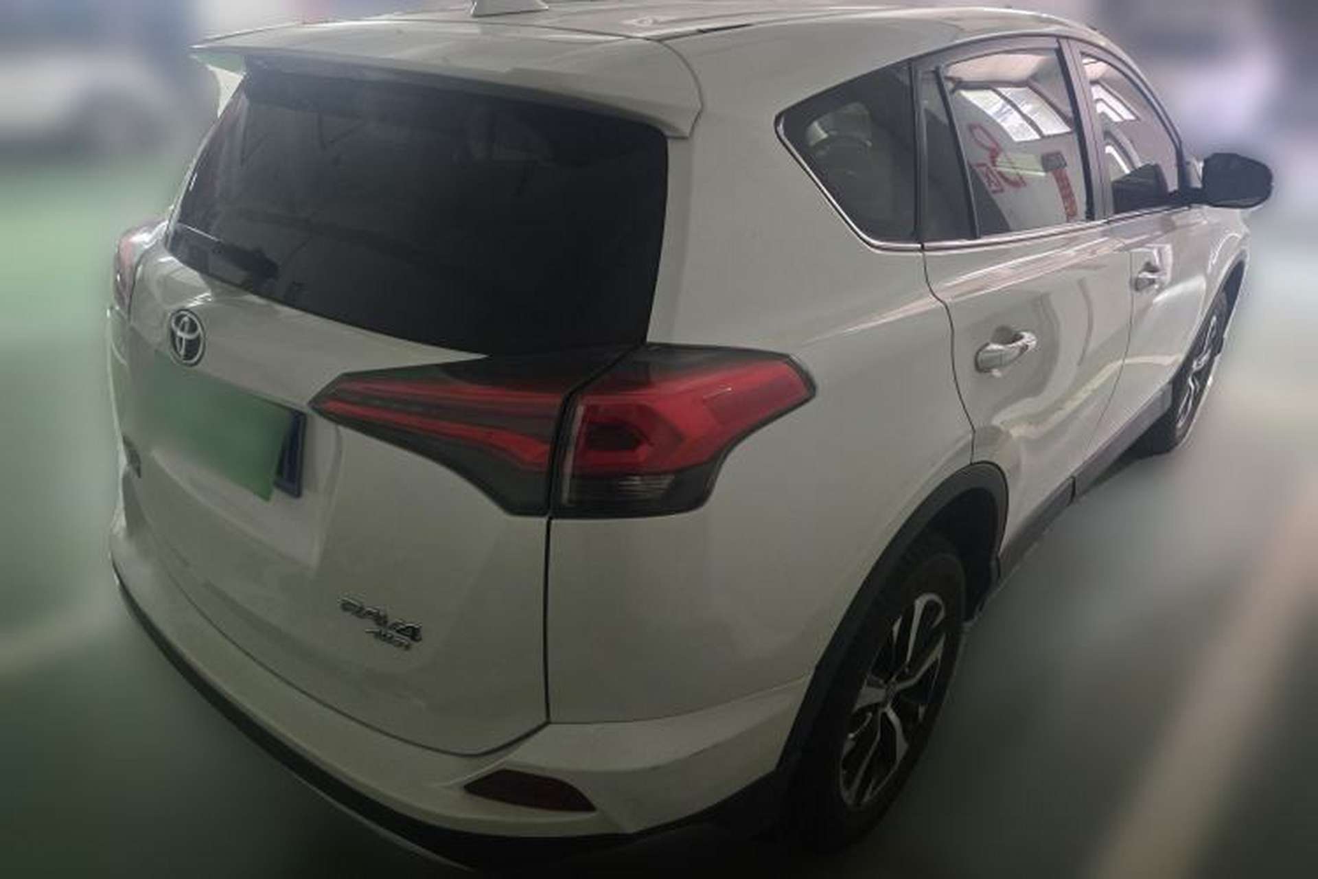 Used Toyota RAV4 2016 2.0L CVT 4x4 New Edition China V Standard Rear Right 45 Deg