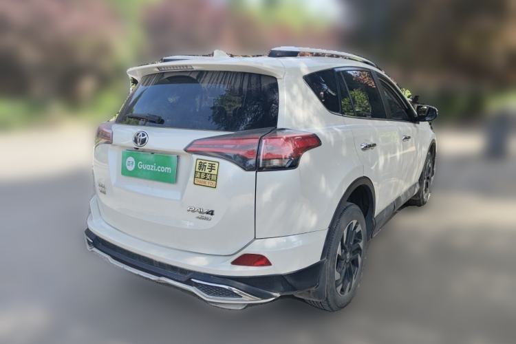 Used Toyota RAV4 2016 2.5L Automatic 4x4 Elite Edition Rear Right 45 Deg
