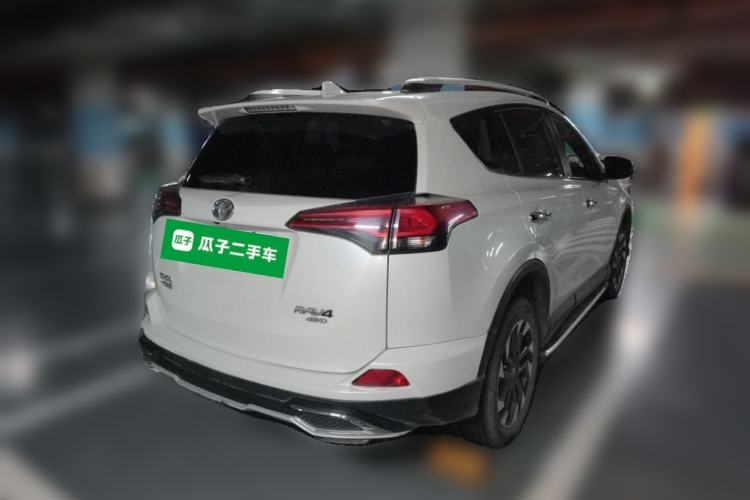 Used Toyota RAV4 2016 2.5L Automatic 4x4 Elite Edition Rear Right 45 Deg