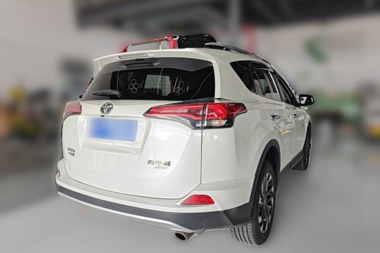 Used Toyota RAV4 2016 2.5L Automatic 4x4 Elite Edition Rear Right 45 Deg