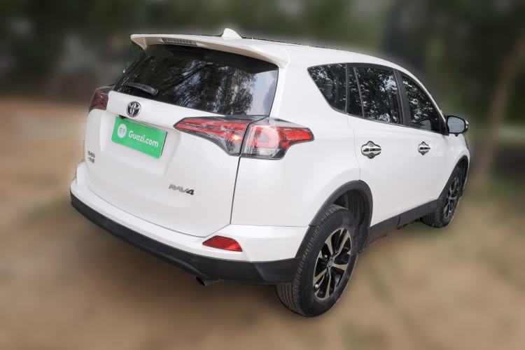 Used Toyota RAV4 2016 2.0L CVT Two-Wheel Drive Urban Edition China V Standard Rear Right 45 Deg