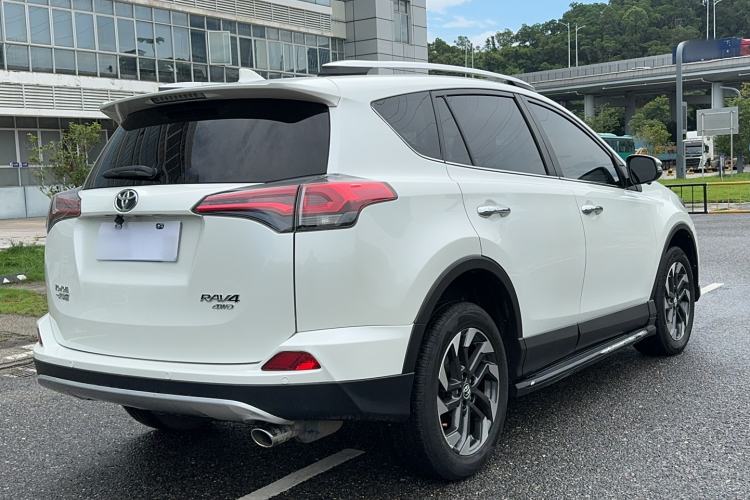 Used Toyota RAV4 2016 2.5L Automatic 4x4 Elite Edition Rear Right 45 Deg