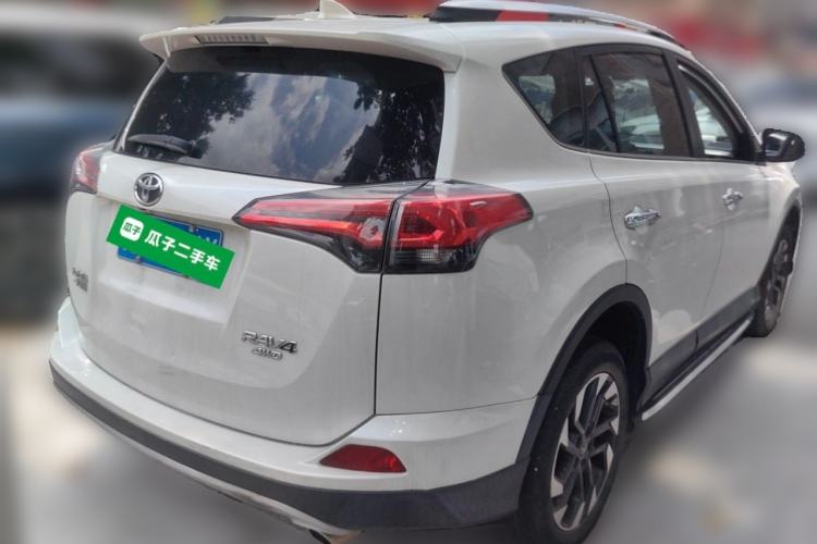 Used Toyota RAV4 2016 2.5L Automatic 4x4 Elite Edition Rear Right 45 Deg