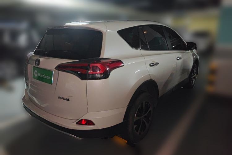 Used Toyota RAV4 2016 2.0L CVT Two-Wheel Drive Smart Edition China V Standard Rear Right 45 Deg