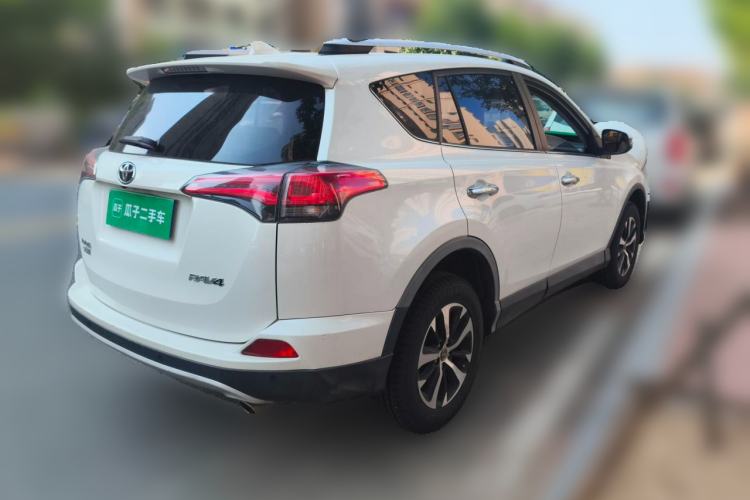 Used Toyota RAV4 2016 2.0L CVT Two-Wheel Drive Smart Edition China V Standard Rear Right 45 Deg