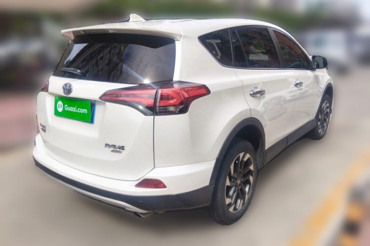 Used Toyota RAV4 2016 2.5L Automatic 4x4 Elite Edition Rear Right 45 Deg