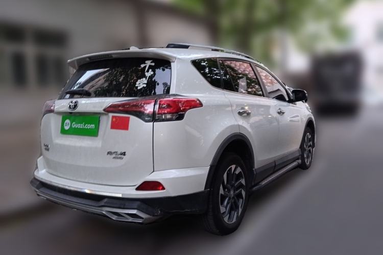 Used Toyota RAV4 2016 2.5L Automatic 4x4 Elite Edition Rear Right 45 Deg