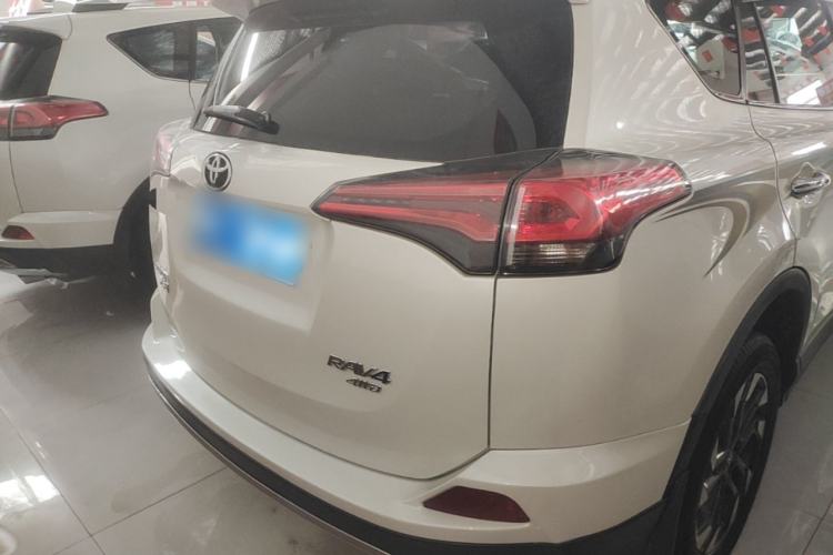 Used Toyota RAV4 2016 2.5L Automatic 4x4 Elite Edition Rear