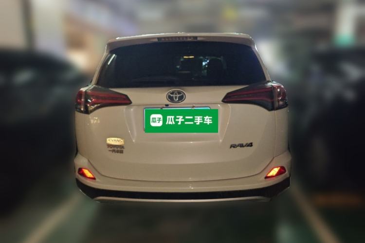 Used Toyota RAV4 2016 2.0L CVT Two-Wheel Drive Smart Edition China V Standard Rear