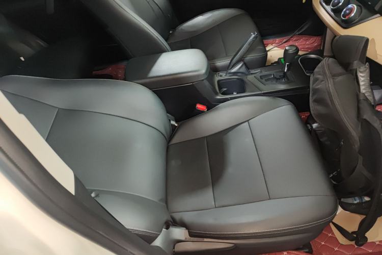 Used Toyota RAV4 2016 2.0L CVT Two-Wheel Drive Urban Edition China V Standard Right Front Seat
