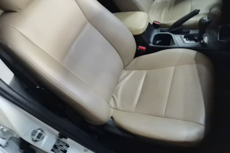 Used Toyota RAV4 2016 2.0L CVT Two-Wheel Drive Urban Edition China V Standard Right Front Seat