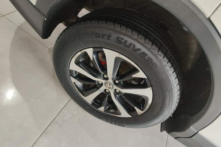 Used Toyota RAV4 2016 2.0L CVT Two-Wheel Drive Comfort Edition China V Standard Right Rear Wheel Hub
