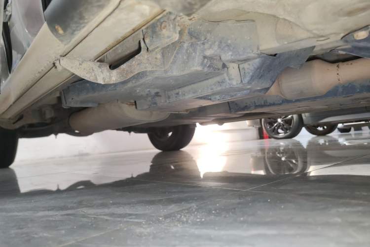 Used Toyota RAV4 2016 2.0L CVT Two-Wheel Drive Fashion Edition China V Standard Right Side Sill