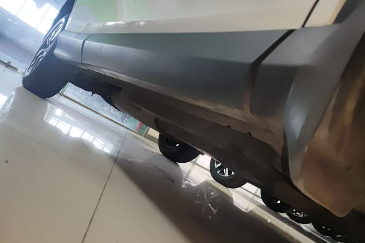 Used Toyota RAV4 2016 2.0L CVT Two-Wheel Drive Urban Edition China V Standard Right Side Sill