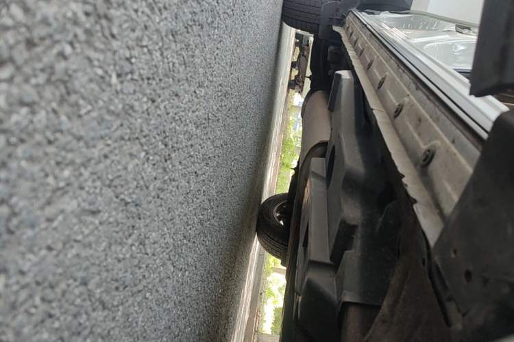 Used Toyota RAV4 2016 2.0L CVT Two-Wheel Drive Urban Edition China V Standard Right Side Sill