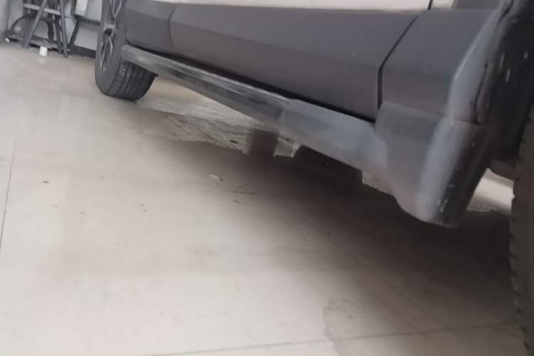 Used Toyota RAV4 2016 2.0L CVT Two-Wheel Drive Smart Edition China V Standard Right Side Sill