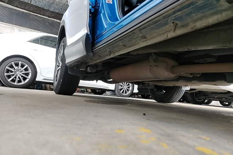 Used Toyota RAV4 2016 2.0L CVT Two-Wheel Drive Fashion Edition China V Standard Right Side Sill